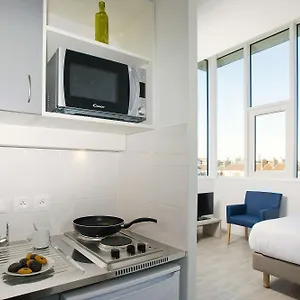 Aparthotel Sejours & Affaires Paris-davout, Paris