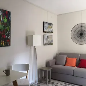 Bed & Breakfast 1 Square Du Docteur Blanche - 16, Paris